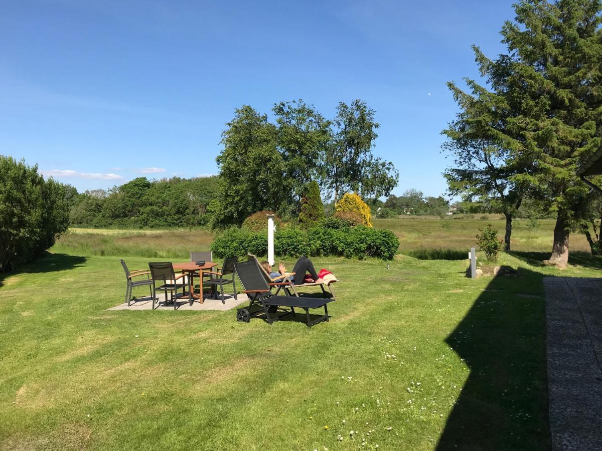 Herrliche Ferienwohnung In Idyllischer Landschaft Morsum  Dış mekan fotoğraf